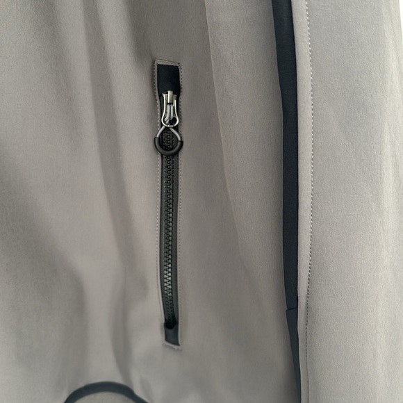 Duluth Trading Co mens Black Hills Softshell Work Jacket Size 3XL - Picture 4 of 6